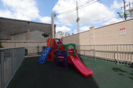 Apartamento para alugar com 37m², 2 quartos e sem vagaÁrea comum - Playground