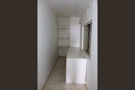 Casa para alugar com 85m², 1 quarto e sem vagaEscritório