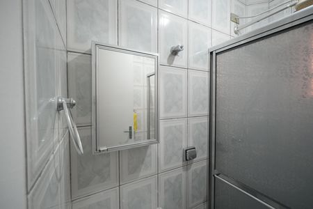 Casa para alugar com 120m², 2 quartos e 2 vagasSuíte