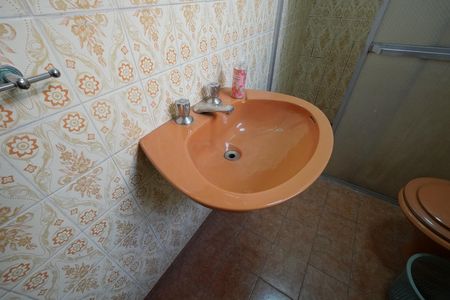 Casa para alugar com 120m², 2 quartos e 2 vagasBanheiro