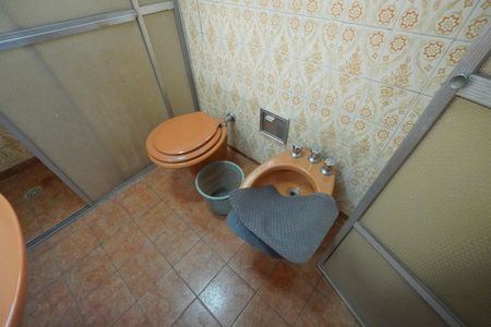Casa para alugar com 120m², 2 quartos e 2 vagasBanheiro