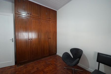 Casa para alugar com 120m², 2 quartos e 2 vagasQuarto