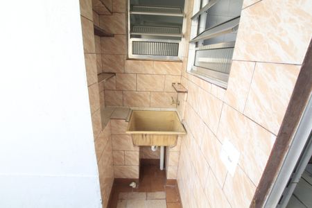 Casa para alugar com 25m², 1 quarto e 1 vagaÁrea de Serviço