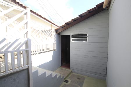 Casa para alugar com 25m², 1 quarto e 1 vagaQuintal