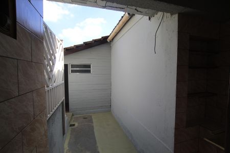 Casa para alugar com 25m², 1 quarto e 1 vagaquintal