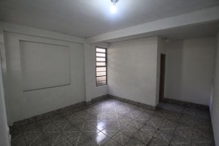 Quarto de casa para alugar com 1 quarto, 25m² em Vila São José, São Paulo