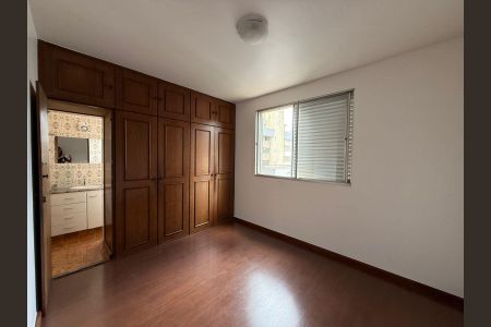 Apartamento à venda com 100m², 3 quartos e 2 vagasSuíte