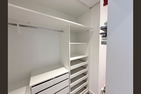 Apartamento para alugar com 107m², 3 quartos e 2 vagasSuite