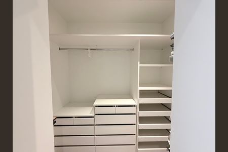 Apartamento para alugar com 107m², 3 quartos e 2 vagasSuite