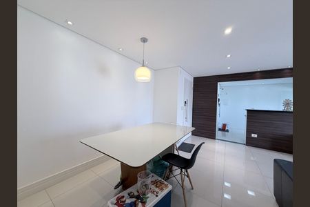 Apartamento para alugar com 107m², 3 quartos e 2 vagasSala