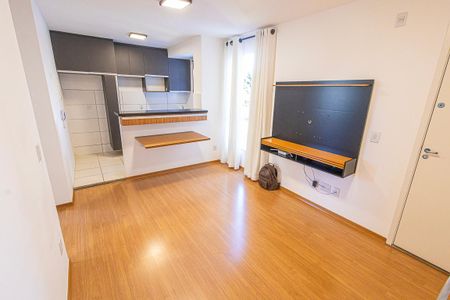 Sala de apartamento à venda com 2 quartos, 42m² em Trevo, Belo Horizonte