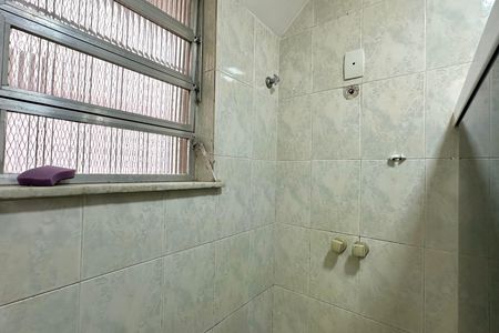 Apartamento à venda com 188m², 4 quartos e 2 vagasBanheiro social