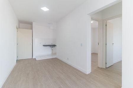 Sala de apartamento para alugar com 2 quartos, 55m² em Vila Santa Maria, Poá
