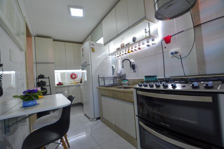 Apartamento à venda com 70m², 2 quartos e 1 vagaCozinha