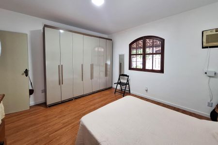 Casa para alugar com 80m², 2 quartos e 3 vagasSuíte 1