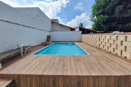 Casa para alugar com 80m², 2 quartos e 3 vagasQuintal