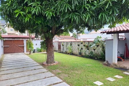 Casa para alugar com 80m², 2 quartos e 3 vagasQuintal