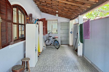 Casa para alugar com 80m², 2 quartos e 3 vagasQuintal