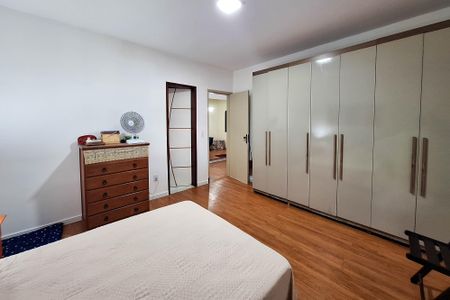Casa para alugar com 80m², 2 quartos e 3 vagasSuíte 1