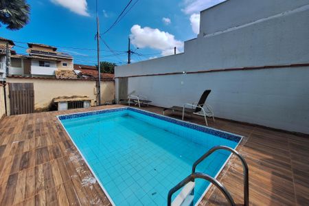 Casa para alugar com 80m², 2 quartos e 3 vagasQuintal