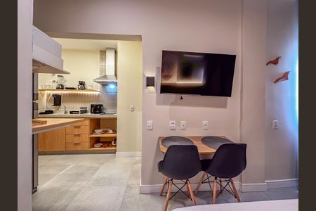 Kitnet/Studio para alugar com 1 quarto, 17m² em Centro, Rio de Janeiro