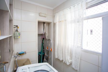 Apartamento à venda com 68m², 2 quartos e 1 vagaÁrea de Serviço