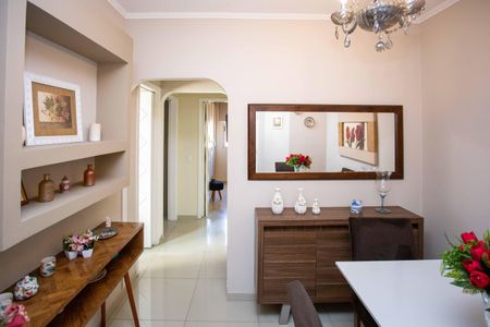 Apartamento à venda com 68m², 2 quartos e 1 vagaSala de Jantar