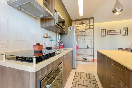 Apartamento à venda com 85m², 3 quartos e 2 vagas Apartamento à venda com 85m², 3 quartos e 2 vagasCozinha