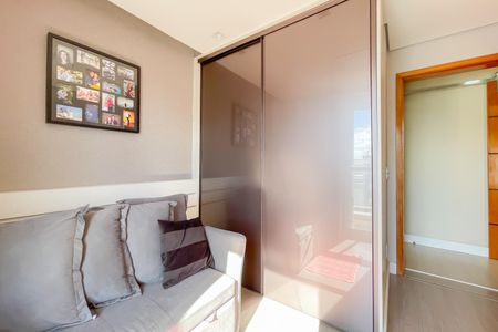 Apartamento à venda com 85m², 3 quartos e 2 vagas Apartamento à venda com 85m², 3 quartos e 2 vagasQuarto 2