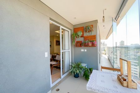 Apartamento à venda com 85m², 3 quartos e 2 vagas Apartamento à venda com 85m², 3 quartos e 2 vagasSacada