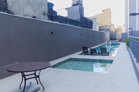 Apartamento para alugar com 42m², 2 quartos e sem vagaÁrea comum - Piscina