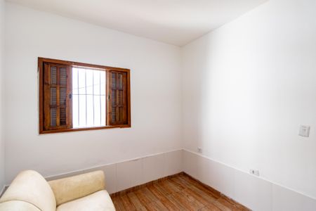 Casa para alugar com 2 quartos, 72m² em Campo Limpo, São Paulo