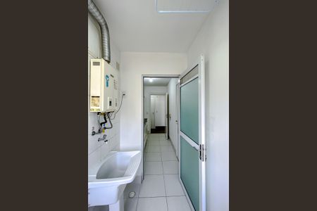 Apartamento à venda com 65m², 2 quartos e 1 vagaÁrea de Serviço