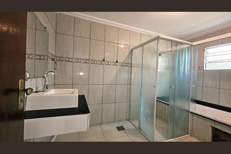 Casa para alugar com 200m², 3 quartos e 1 vaga