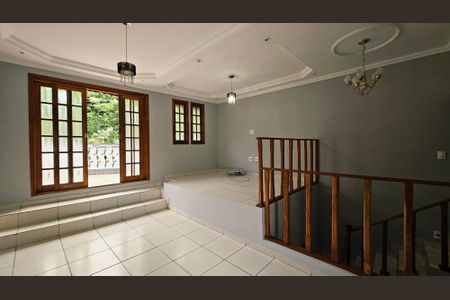 Casa para alugar com 200m², 3 quartos e 1 vaga