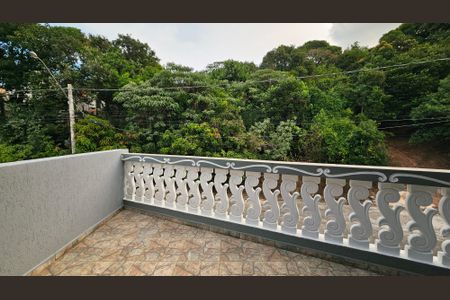 Casa para alugar com 200m², 3 quartos e 1 vaga