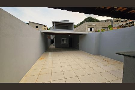 Casa para alugar com 200m², 3 quartos e 1 vaga