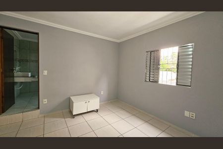 Casa para alugar com 200m², 3 quartos e 1 vaga
