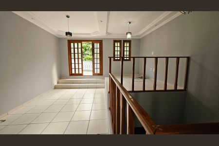 Casa para alugar com 200m², 3 quartos e 1 vaga