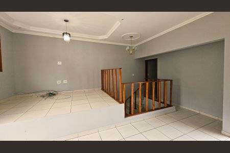 Casa para alugar com 200m², 3 quartos e 1 vaga