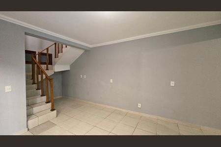 Casa para alugar com 200m², 3 quartos e 1 vaga