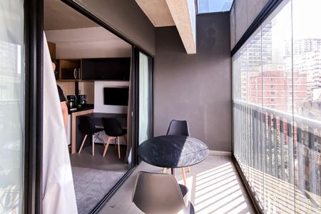 Studio para alugar com 25m², 1 quarto e sem vagaVaranda