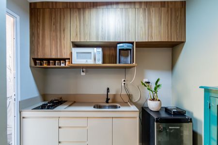 Cozinha de apartamento para alugar com 1 quarto, 40m² em Boaçava, São Paulo