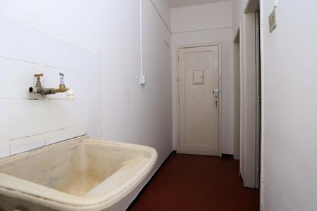 Apartamento à venda com 130m², 3 quartos e sem vagaÁrea de Serviço