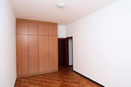 Apartamento à venda com 130m², 3 quartos e sem vagaQuarto