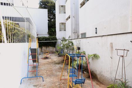 Apartamento à venda com 130m², 3 quartos e sem vagaÁrea comum - Playground