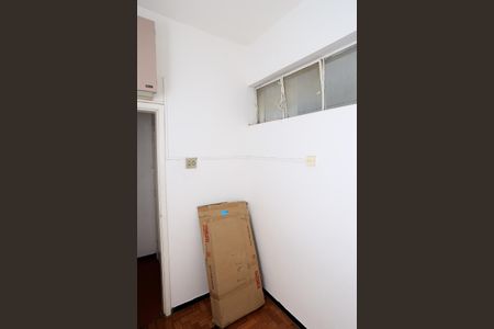 Apartamento à venda com 130m², 3 quartos e sem vagaQuarto de Serviço