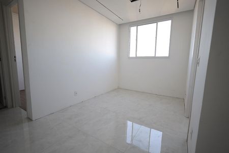 Sala de apartamento para alugar com 2 quartos, 34m² em Santa Maria, Santo André