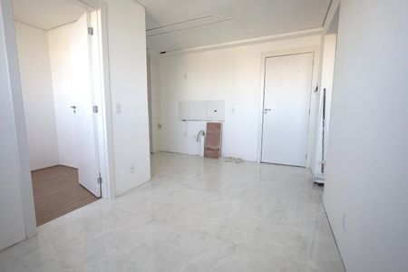 Sala de apartamento para alugar com 2 quartos, 34m² em Santa Maria, Santo André