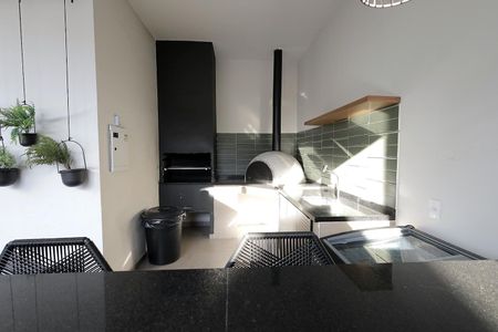 Apartamento para alugar com 34m², 2 quartos e sem vagaÁrea comum - Churrasqueira